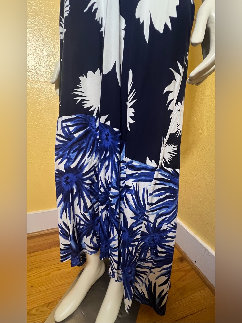 1.STATE Beach Blue White Floral Patchwork Maxi Dress Smocked Back Resort, XL - Picture 8 of 13